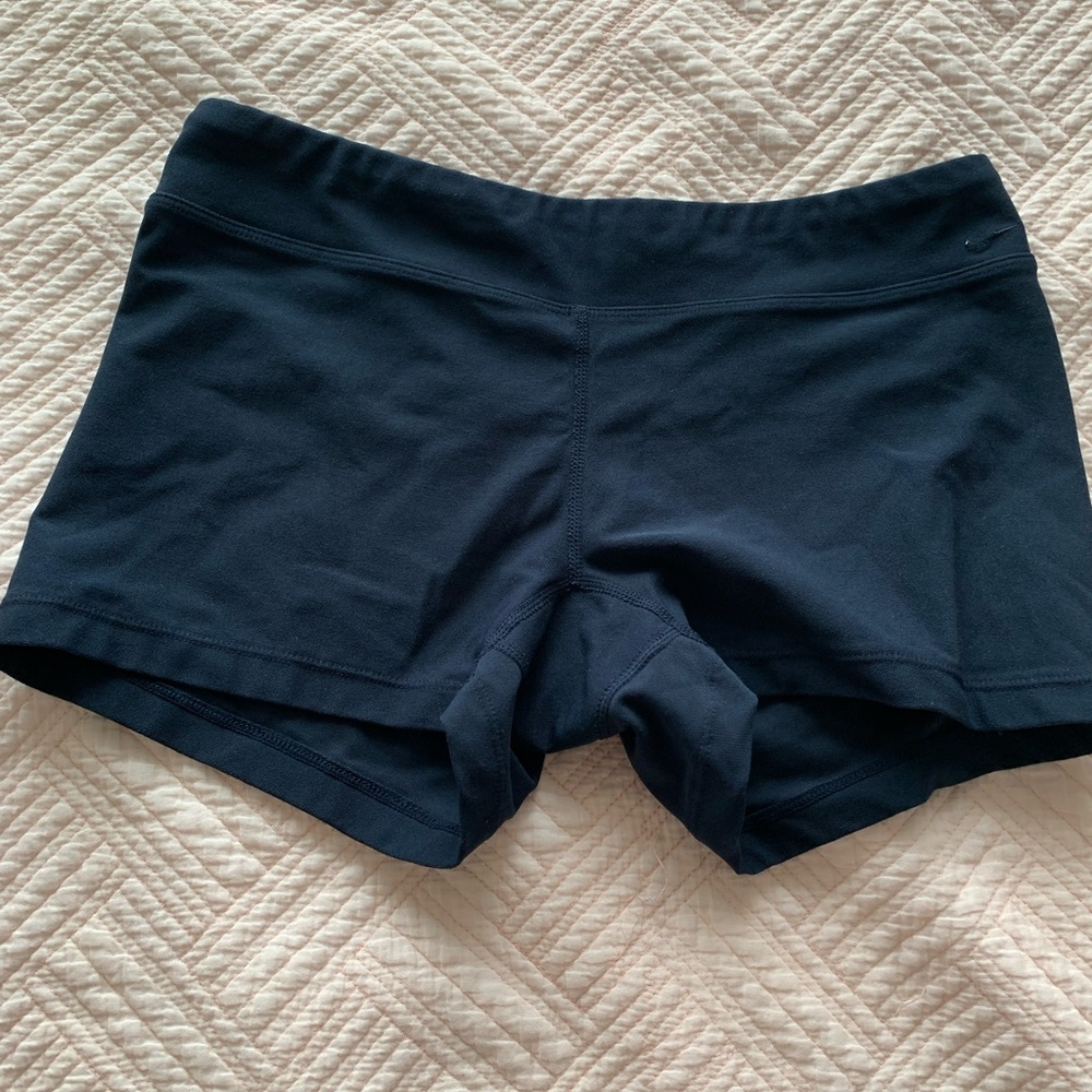 NIKE Dri-Fit Women’s Activewear Gym Workout Athletic Shorts size Medium